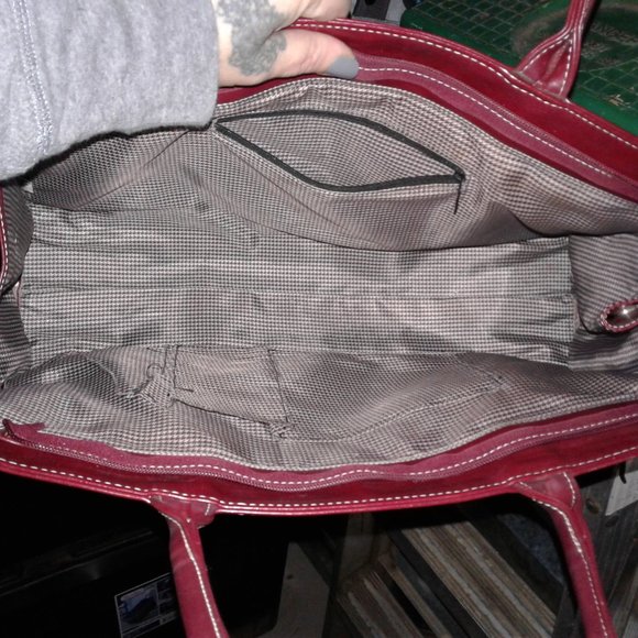 prada bag - Picture 2 of 8